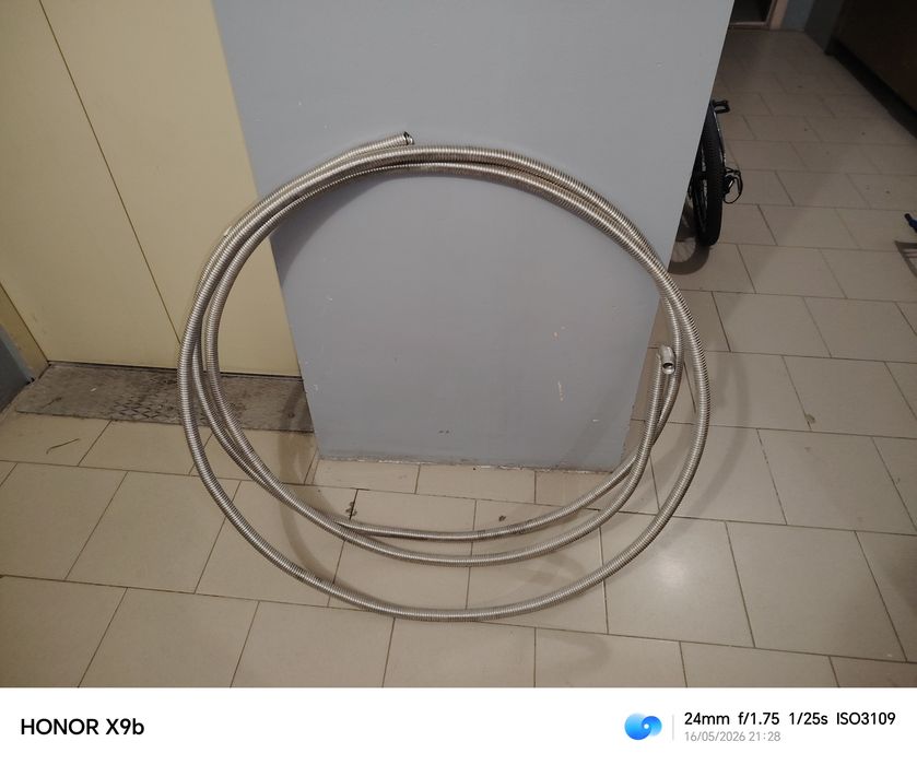 Продам гофринный трубу 3метра