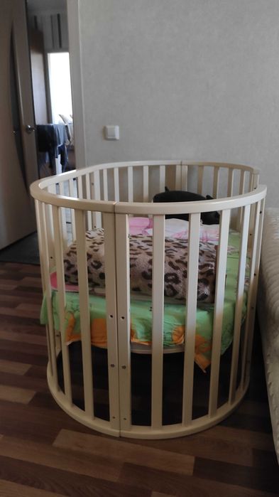 Кроватка круглая-овальная