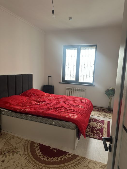 Srochno sotiladi 3 hona 80 kv