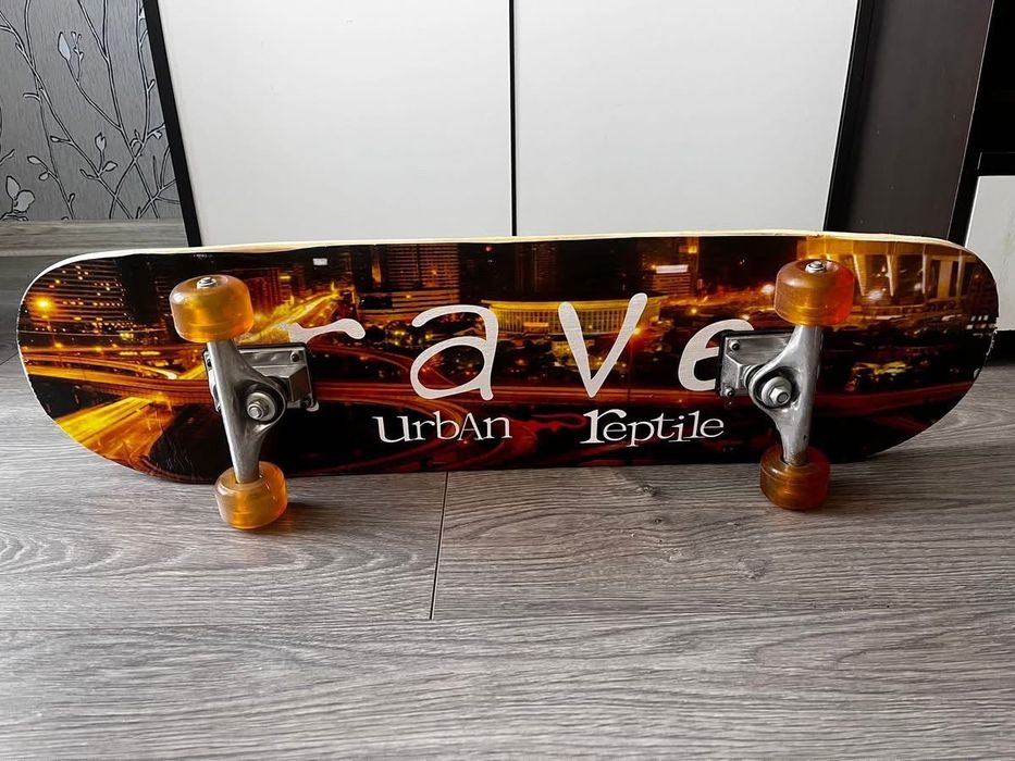 Скейтборд Cave Urban Reptile