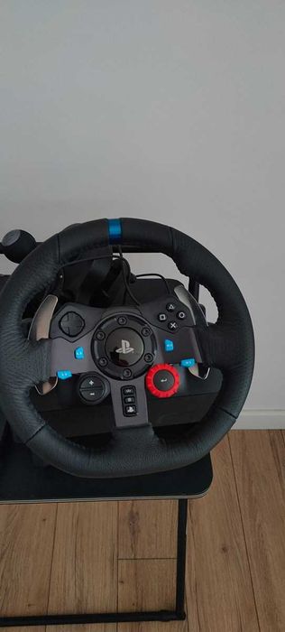 Vand volan Logitech G29 pentru PC/PS4/PS5 + Schimbator viteze