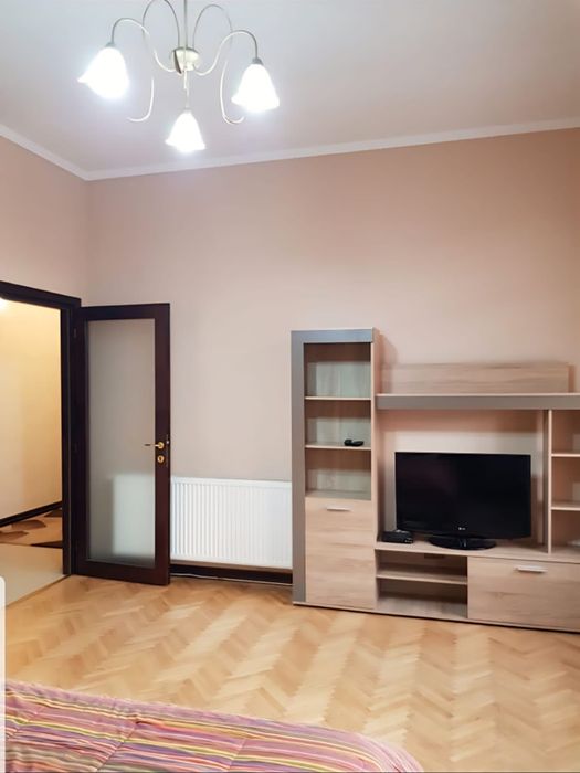 Inchiriez apartament ultra central