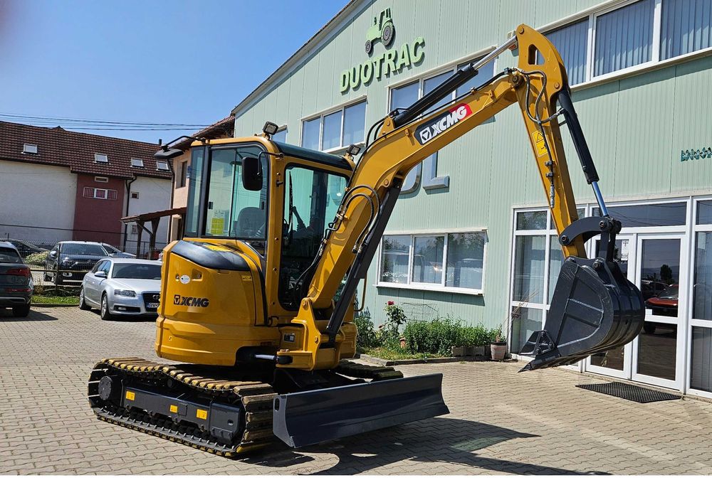 Miniexcavator nou XCMG 35 cu 3 cupe incluse!