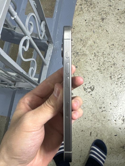 15 pro iphone серый