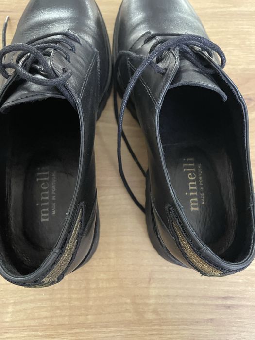 Дамски кожени обувки