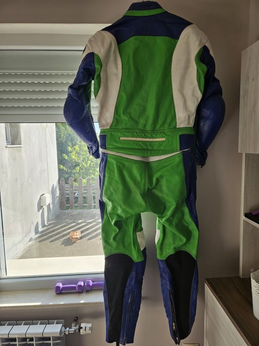 Кожен екип 2части