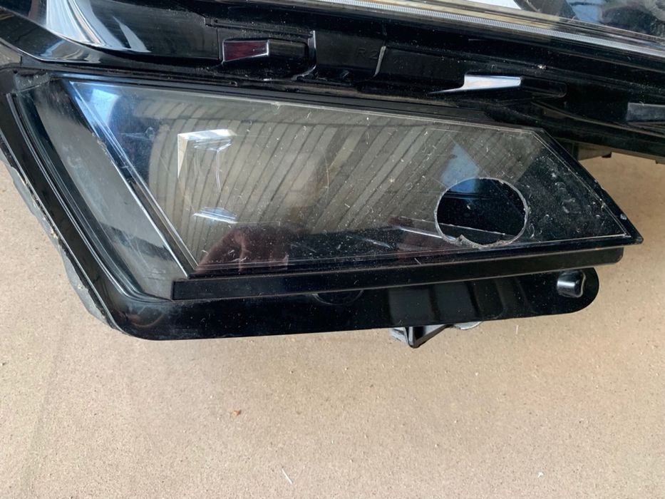 Фар за Шкода Кодиак Skoda Kodiaq