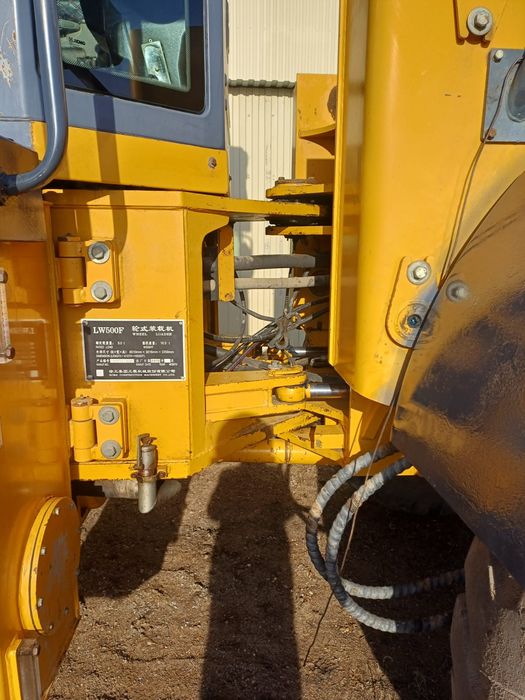 Продам погрузчик фронтальный