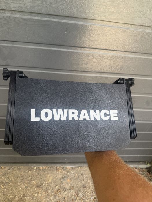 Эхолот Lowrance hds 9pro
