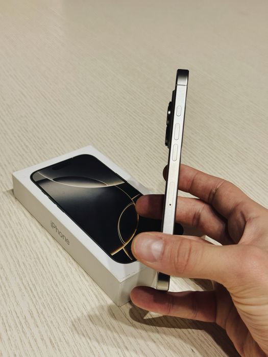 IPHONE 16 PRO 128gb.