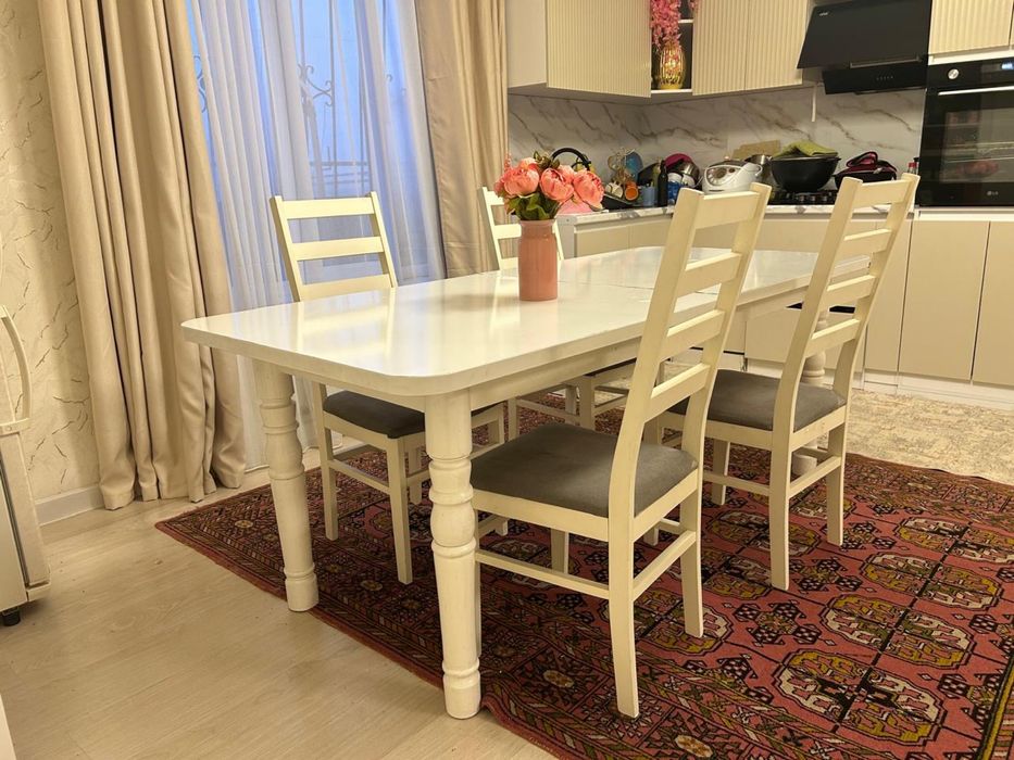 Продам стол со стульями