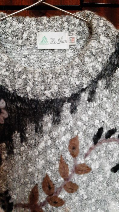 Зимни  дамски жилетки и пуловери