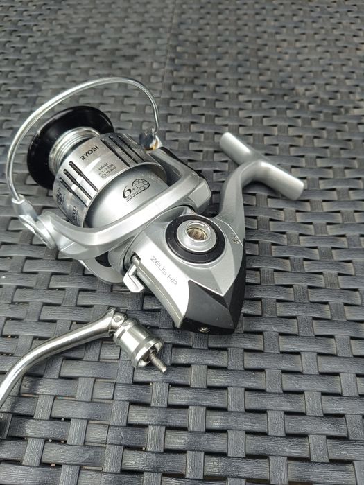 Mulinete feeder/match Ryobi Zeus HP