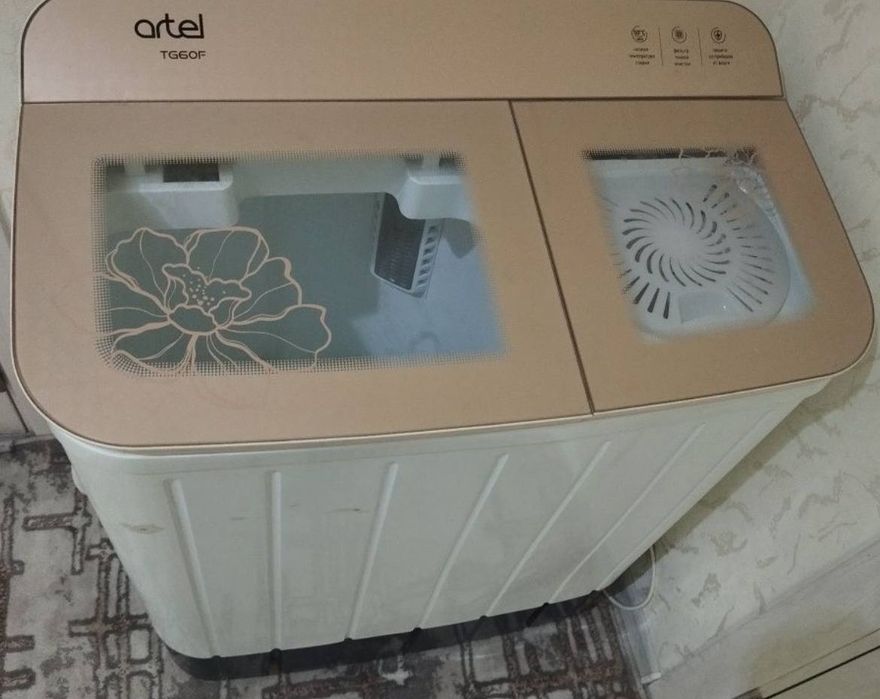 Kir moshina sotiladi