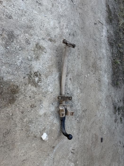 Продам фаркоп на ауди