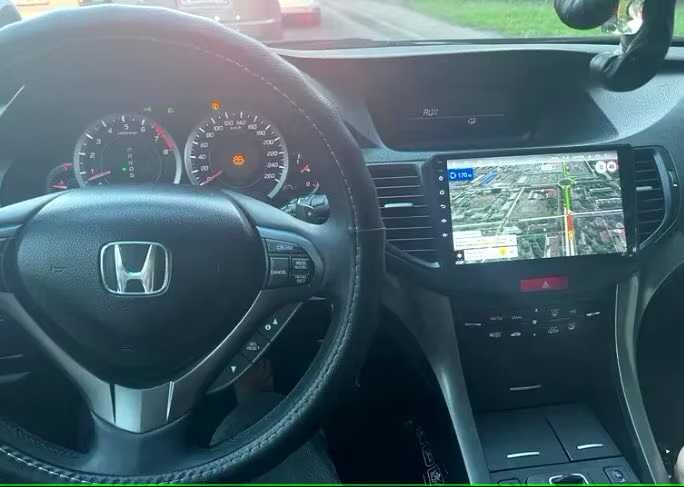 Honda Accord 8 мултимедия Android GPS навигация