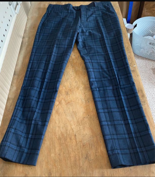 кариран костюм Next