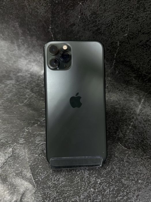iPhone 11 Pro в идеальном состояний