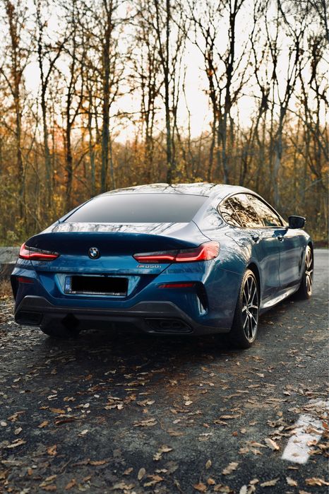 Vand/schimb BMW 850i / 59.000km / Carbon / interior M8 / swarovski