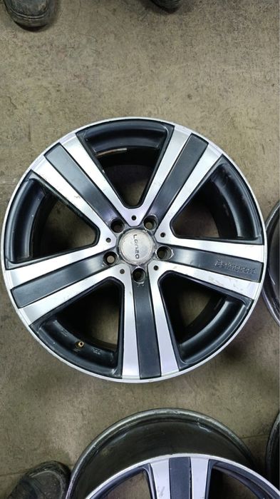 На 18. 5/114,3   4 шт в наличии.