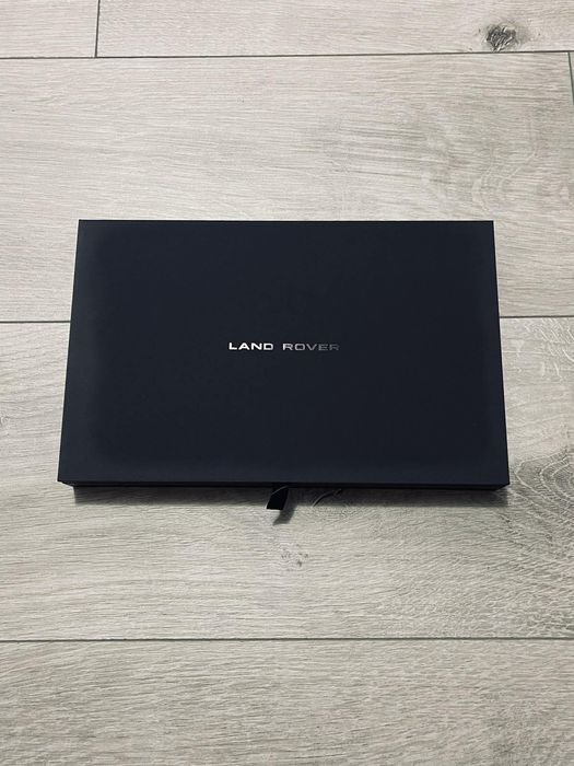 Оригинална луксозна кутия за Land Rover