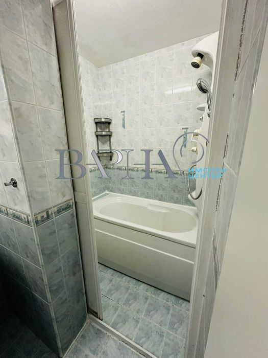 Дава се под наем Четиристаен апартамент в Варна, Аспарухово - 90 кв.м за 510 € - Снимка #12