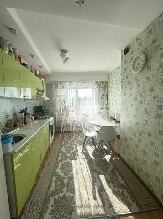 3 комнатная центр с хорошим ремонтом