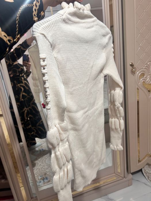 Блузи 2броя нови