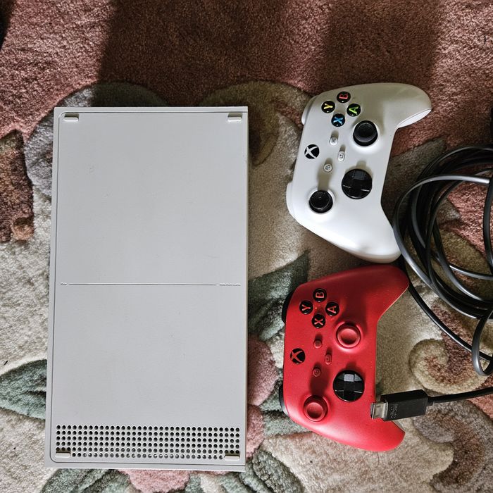 Xbox S игрална конзола