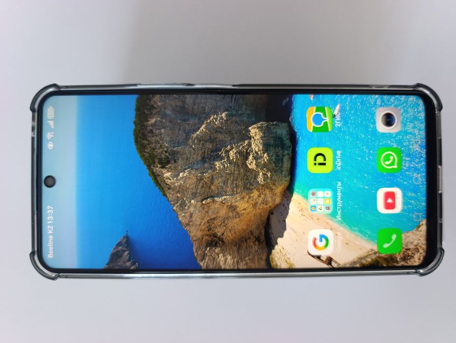 Продам телефон Хонор 90 LITE.