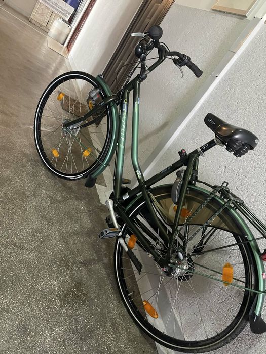 Vand bicicleta in stare buna