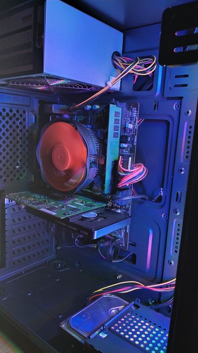Vând Unitate PC i5 7400 8gb RAM, 120gb SSD+ 1TB HDD,Quadro K2000