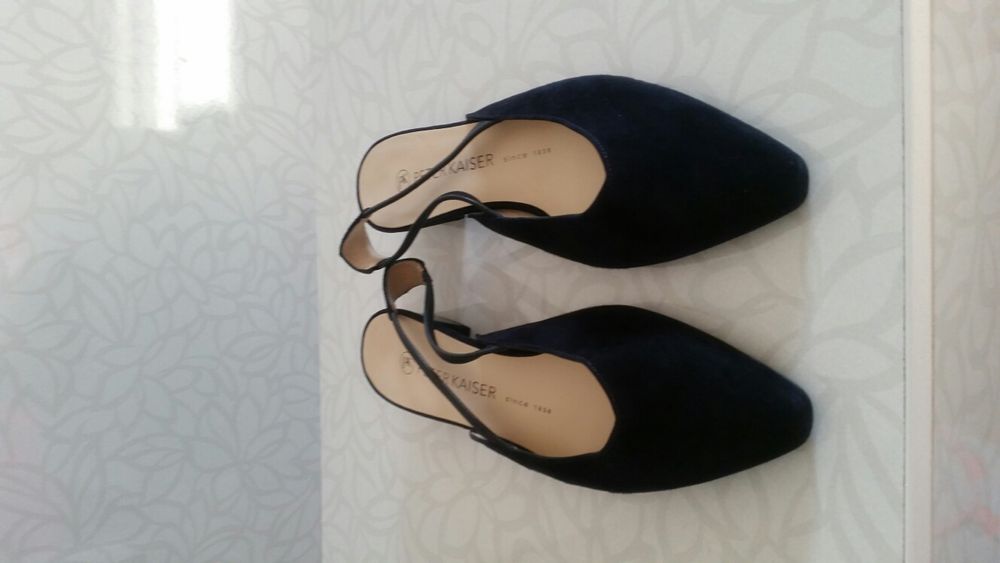 Pantofi balerini saboti noi 37 piele intoarsa naturala peter kaiser