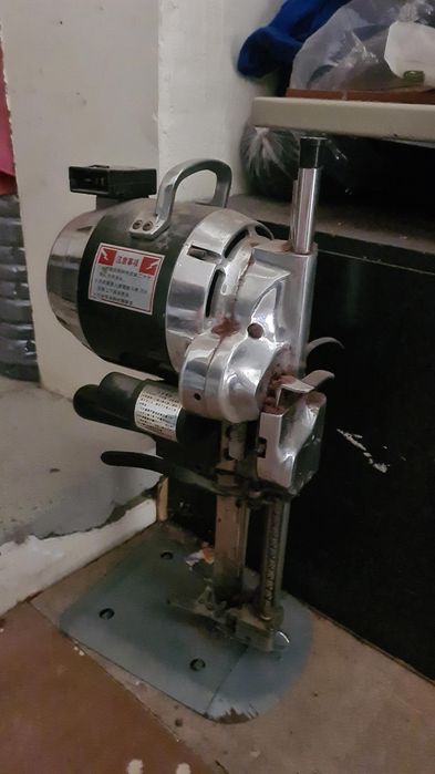 Оверлок бу. 250 $ га чемпион мошина