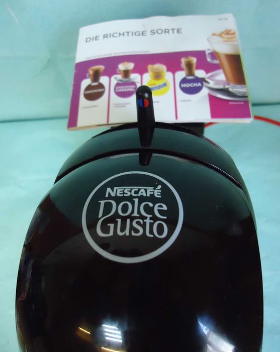 Кафемашина с гаранция 1 година NESCAFÉ® Dolce Gusto Krups Infinissima.Black за капсули система Долче густо Крупс