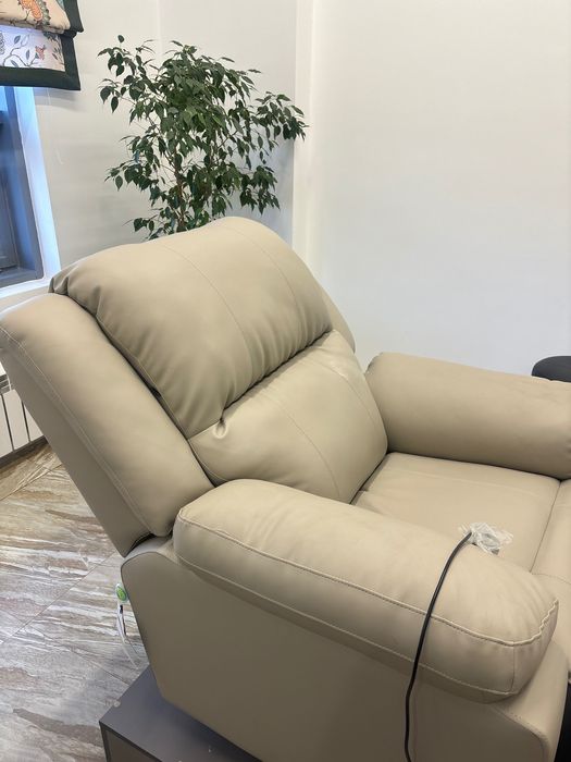 Реклайнер для салона