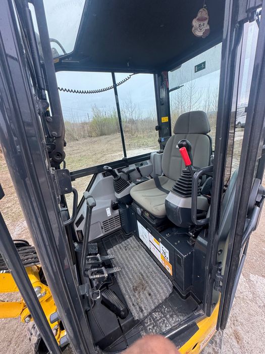 Miniexcavator Komatsu Pc 24 mr-5