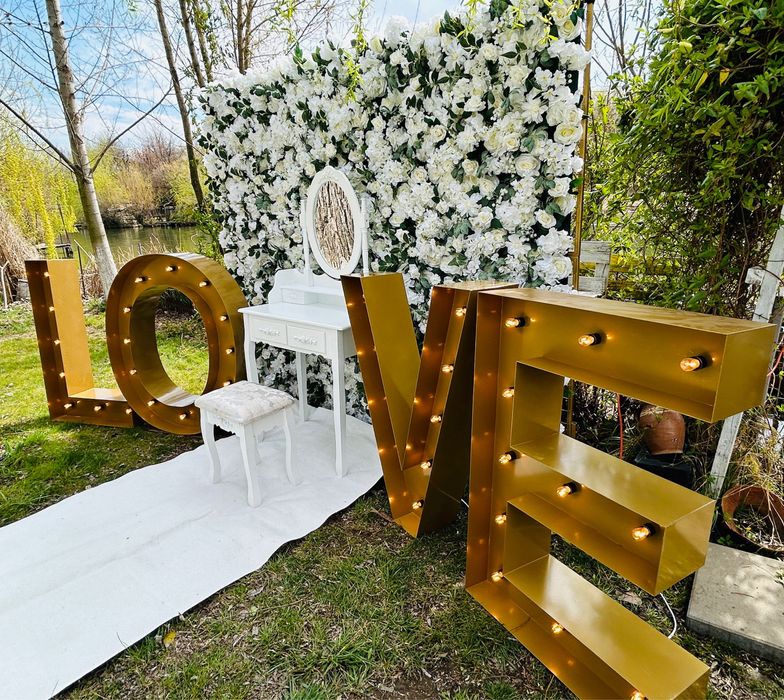 Aranjamente florale decor traditii