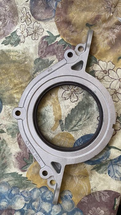 Продам  Ниссан цефира  сальнк 7000