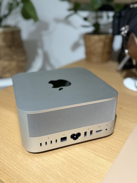 Mac Studio M1 Ultra 64 GB RAM 1T