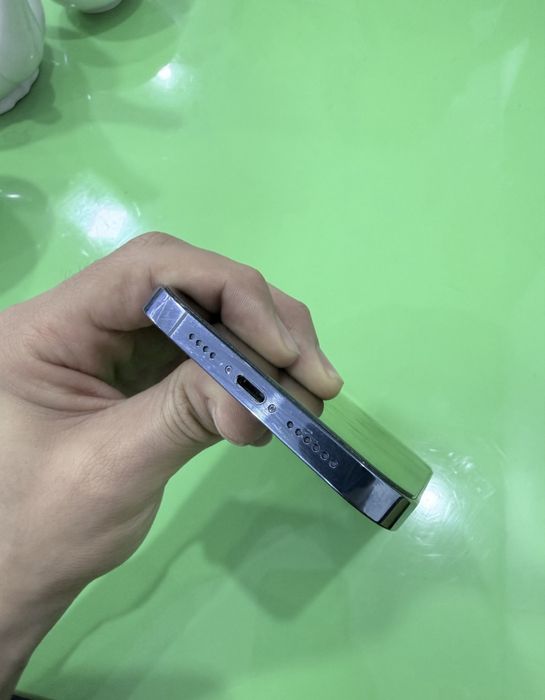 Iphone 13 pro max sotiladi!