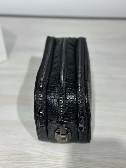 Барсетка WIWU с замком по отпечатку пальца