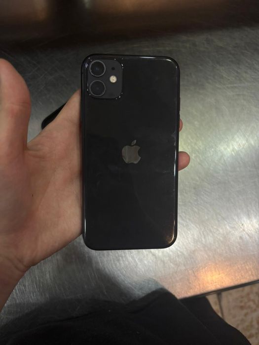 Продам Iphone 11