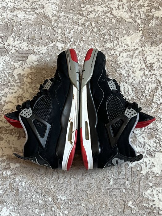 Оригинал Jordan 4 retro bred