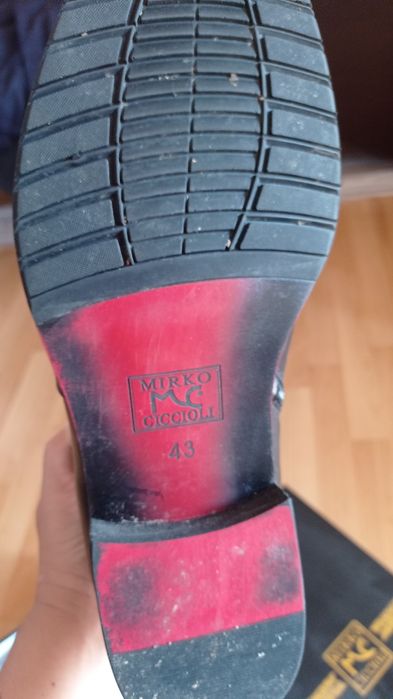 Продам мужские сапоги