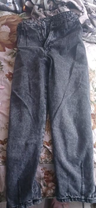 Джинсы зара продам