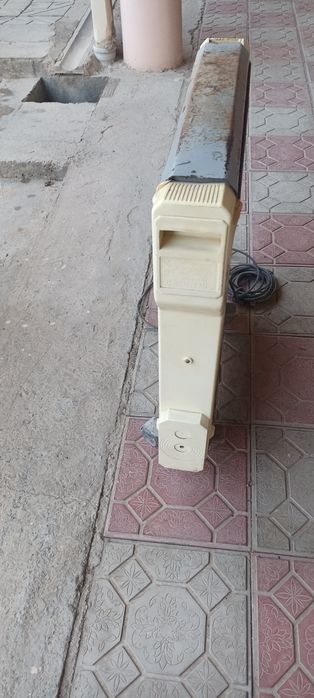 Продаётся маслянный радиатор(печка). Yog'li isitgich sotiladi.