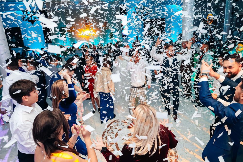 Fum Greu  | Artificii | Confetti | Selfie| Baloane cu Fum | Photobooth