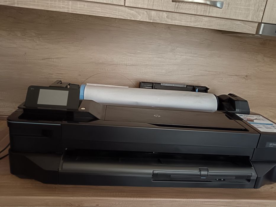 Плотер HP Designjet T120 24-in ePrinter