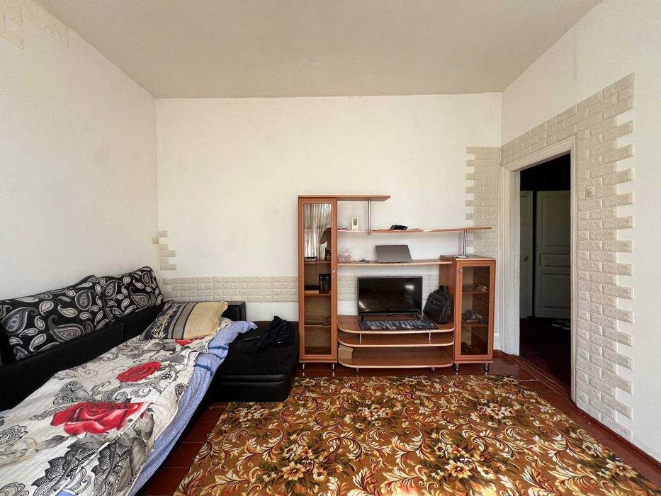 Продается квартира-высокопотолочка 2/2/4 на Ташсельмаше, Махтумкули